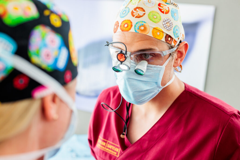 | Fachzahnarzt für Oralchirurgie in Marl